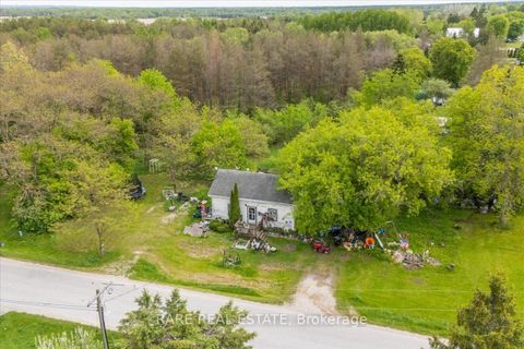 Photo 4 at 4879 SUNNIDALE CON. 2 Road, Brentwood, Clearview