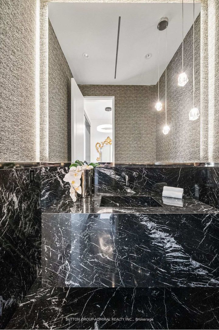 Photo 8 at 335 Lytton Boulevard, Lawrence Park South, Toronto