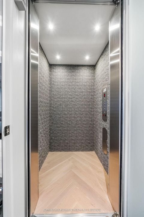 Photo 17 at 335 Lytton Boulevard, Lawrence Park South, Toronto Photo 17 at 335 Lytton Boulevard, Lawrence Park South, Toronto