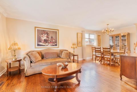 Photo 4 at 90 Goldsboro Road, Humber Summit, Toronto