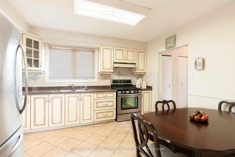 Photo 7 at 90 Goldsboro Road, Humber Summit, Toronto