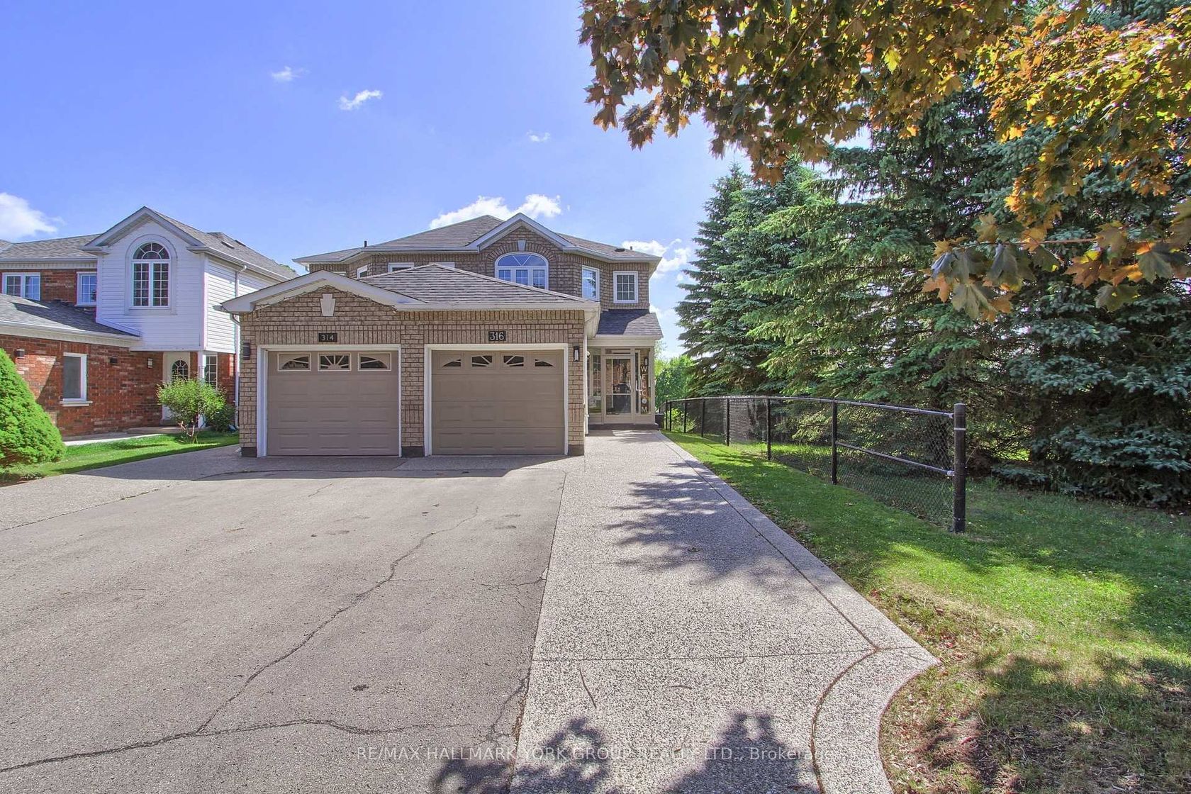 316 Pinnacle Trail, Bayview Wellington, Aurora 