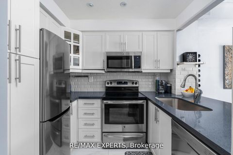 Photo 7 at 206 - 1000 Sheppard Avenue W, Bathurst Manor, Toronto