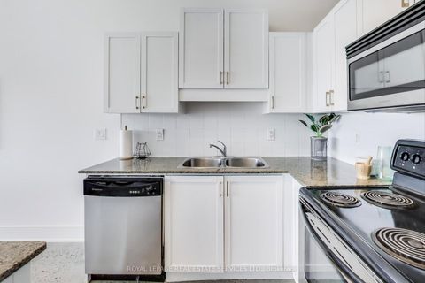 Photo 11 at 507 - 2 Fieldway Road, City Centre West, Toronto