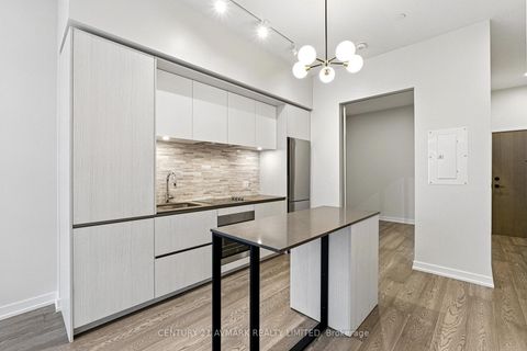 Photo 6 at 305 - 34 TUBMAN Avenue, Regent Park, Toronto