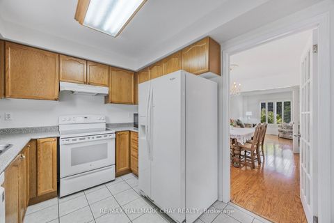 Photo 11 at 132 James Street, Ardagh, Barrie