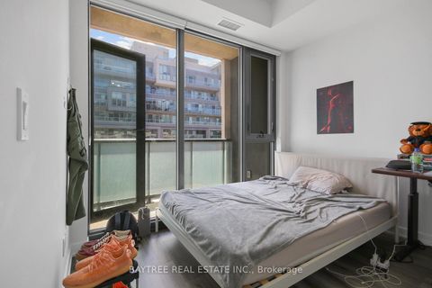 Photo 11 at 613 - 840 St Clair Avenue W, Oakwood Village, Toronto
