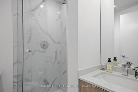Photo 15 at 613 - 840 St Clair Avenue W, Oakwood Village, Toronto
