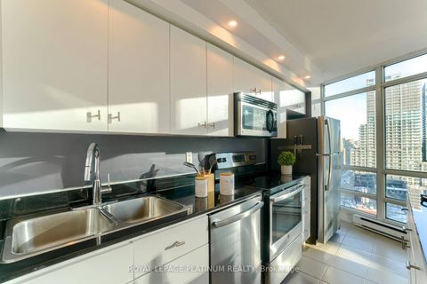 Photo 9 at 2309 - 397 Front Street W, Waterfront Communities C1, Toronto