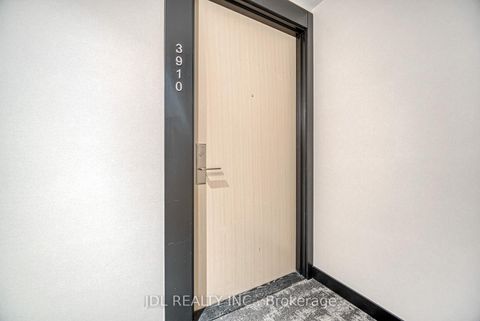 Photo 5 at 3910 - 395 Bloor Street E, North St. James Town, Toronto