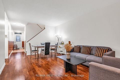Photo 16 at 305 - 155 Leeward Glenway, Flemingdon Park, Toronto