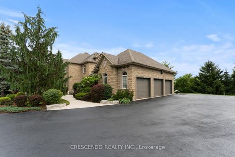Photo 46 at 2 Prince Adam Court, King City, King