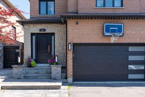 Photo 1 at 86 Corkwood Crescent, Maple, Vaughan