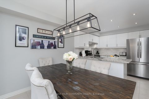 Photo 15 at 86 Corkwood Crescent, Maple, Vaughan