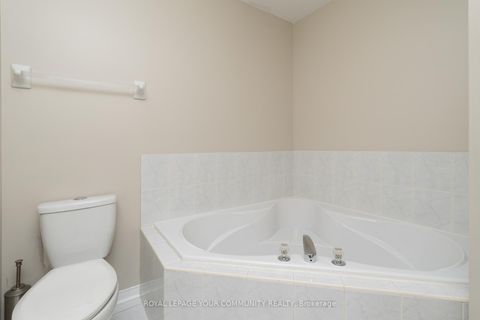 Photo 24 at 86 Corkwood Crescent, Maple, Vaughan