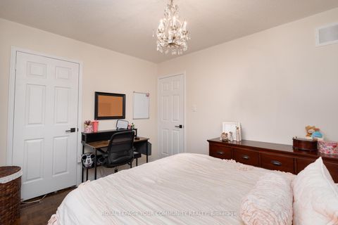 Photo 29 at 86 Corkwood Crescent, Maple, Vaughan