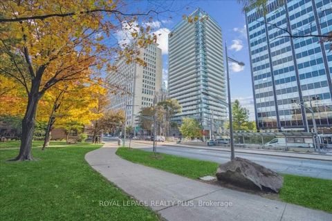 Photo 2 at 302 - 99 Foxbar Road SW, St. Clair, Toronto
