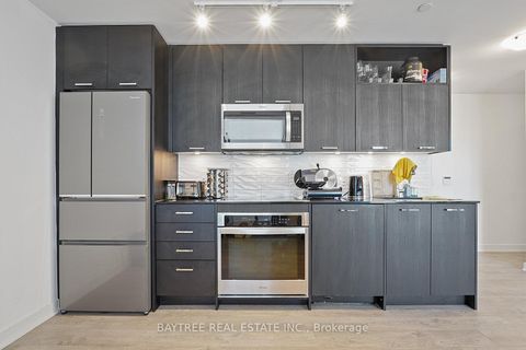 Photo 2 at 508 - 120 Eagle Rock Way, Rural Vaughan, Vaughan