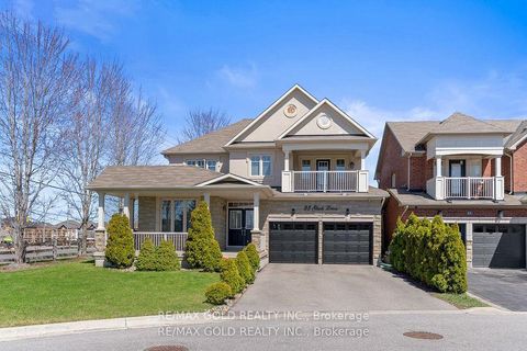 Photo 1 at 23 Glade Drive, Oak Ridges, Richmond Hill