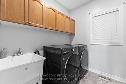 Photo 25 at 23 Glade Drive, Oak Ridges, Richmond Hill