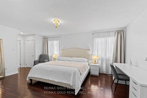 Photo 27 at 23 Glade Drive, Oak Ridges, Richmond Hill
