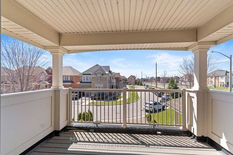Photo 36 at 23 Glade Drive, Oak Ridges, Richmond Hill