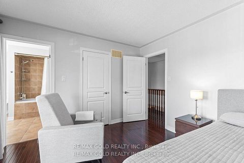 Photo 37 at 23 Glade Drive, Oak Ridges, Richmond Hill