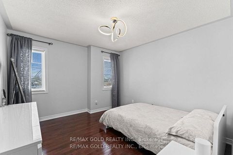 Photo 42 at 23 Glade Drive, Oak Ridges, Richmond Hill