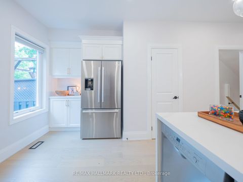 Photo 13 at 18 Millbrook Crescent, North Riverdale, Toronto