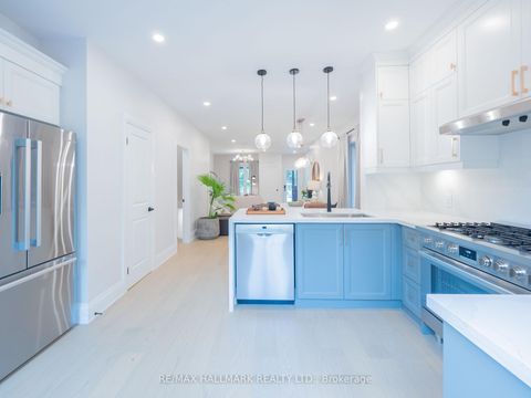 Photo 14 at 18 Millbrook Crescent, North Riverdale, Toronto