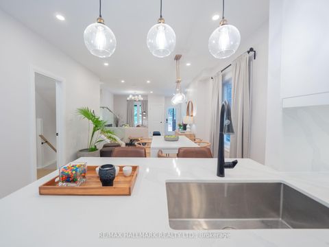 Photo 15 at 18 Millbrook Crescent, North Riverdale, Toronto