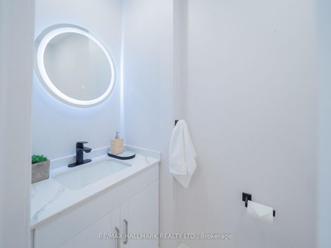 Photo 16 at 18 Millbrook Crescent, North Riverdale, Toronto