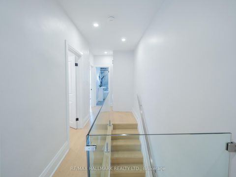 Photo 18 at 18 Millbrook Crescent, North Riverdale, Toronto
