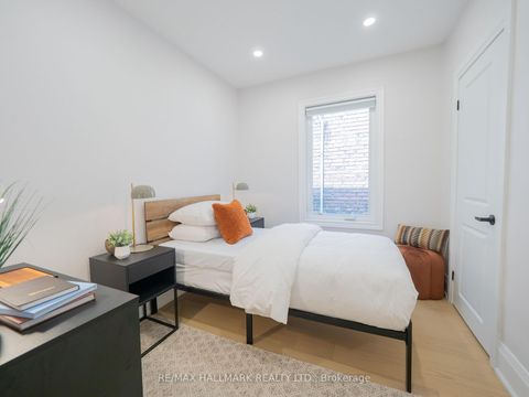 Photo 26 at 18 Millbrook Crescent, North Riverdale, Toronto