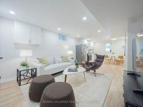 Photo 34 at 18 Millbrook Crescent, North Riverdale, Toronto