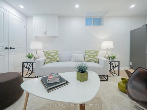 Photo 35 at 18 Millbrook Crescent, North Riverdale, Toronto