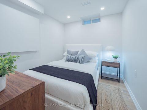 Photo 42 at 18 Millbrook Crescent, North Riverdale, Toronto