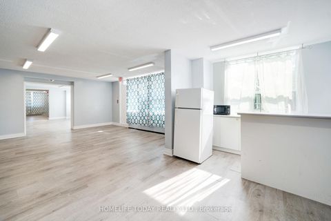 Photo 7 at 1405 - 180 Markham Road, Scarborough Village, Toronto