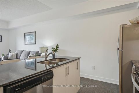 Photo 11 at 213 - 4 Spice Way, Shore, Barrie Photo 11 at 213 - 4 Spice Way, Shore, Barrie