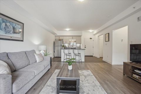 Photo 21 at 213 - 4 Spice Way, Shore, Barrie
