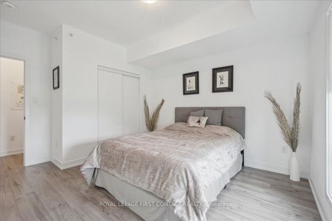Photo 24 at 213 - 4 Spice Way, Shore, Barrie