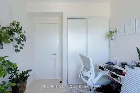 Photo 16 at N2809 - 6 Sonic Way, Flemingdon Park, Toronto