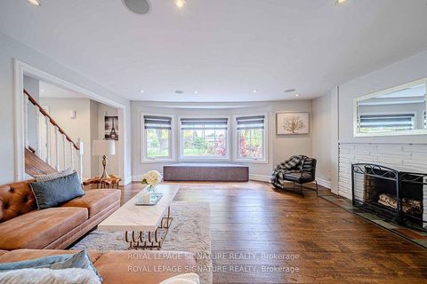Photo 11 at 41 Mayo Drive, Rustic, Toronto