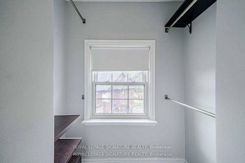 Photo 19 at 41 Mayo Drive, Rustic, Toronto