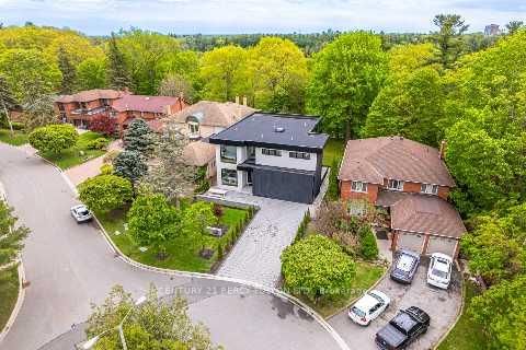 Photo 1 at 10 Haida Court, Highland Creek, Toronto