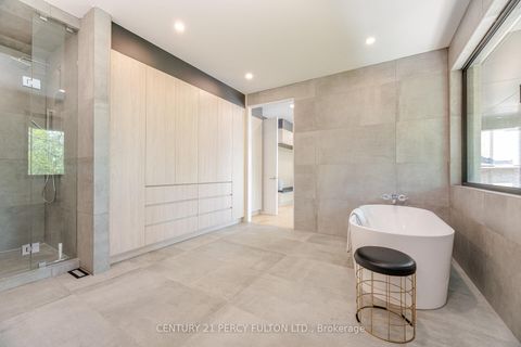 Photo 24 at 10 Haida Court, Highland Creek, Toronto