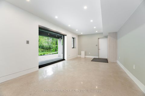 Photo 34 at 10 Haida Court, Highland Creek, Toronto