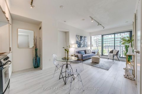 Photo 4 at 611 - 159 Dundas Street E, Yonge Corridor, Toronto