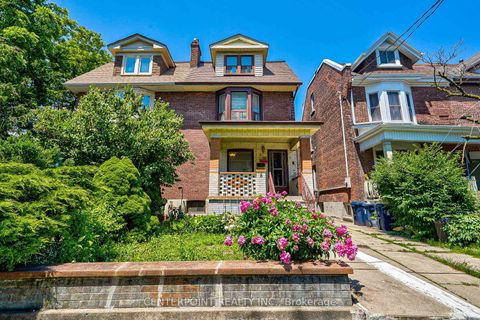 Photo 3 at 8 Hepbourne Street, Little Italy, Toronto