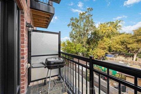 Photo 6 at 18 - 100 Coxwell Avenue, Coxwell, Toronto